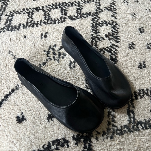 Dear Frances Shoes - Dear Frances Black Leather Ballet Flats